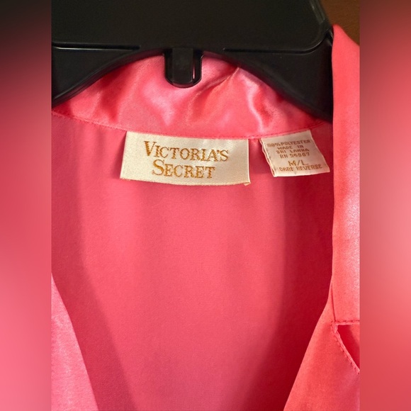 Victoria’s Secret VTG ‘80s Gold Label Hi-Gloss Satin PJ Sleep Top - Picture 2 of 4